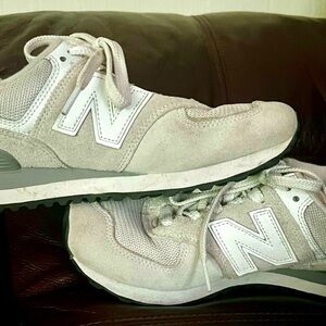 New Balance 574 Core / Nimbus Cloud White